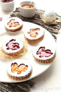 DIY recettes Pâques - Biscuits maison - Sablés fourrés à la confiture