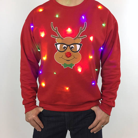 pull de noel lumineux kitsch